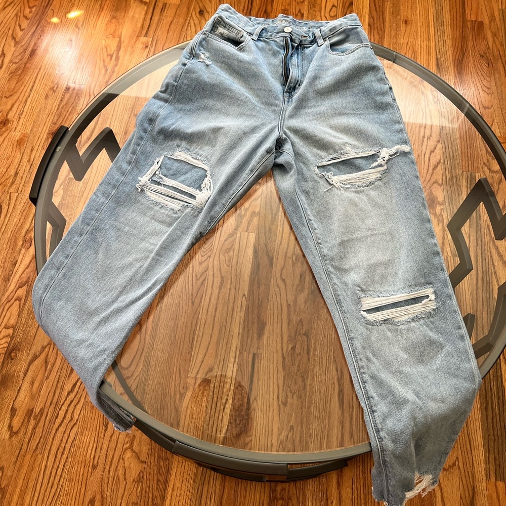 American Eagle Mom Jeans